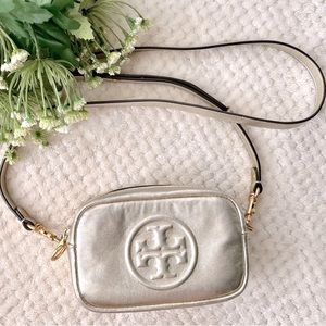 💛💛Tory Burch Perry Bombe Mini Bag in metallic gold!!